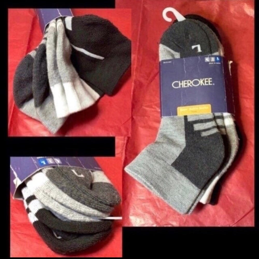 NWT BOYS Cherokee ANKLE SOCKS 3 Pair
Size Large 3-10